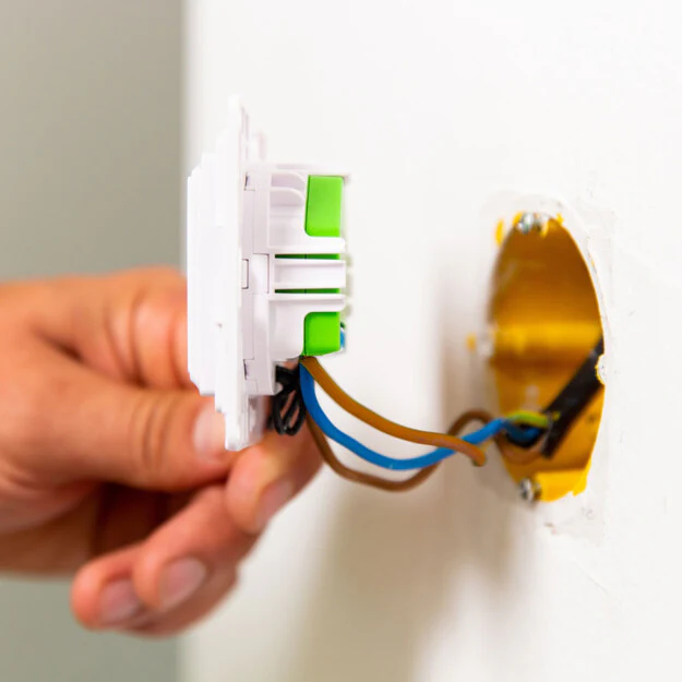 Shelly Wall Switch with 1 Button Black - Image 4